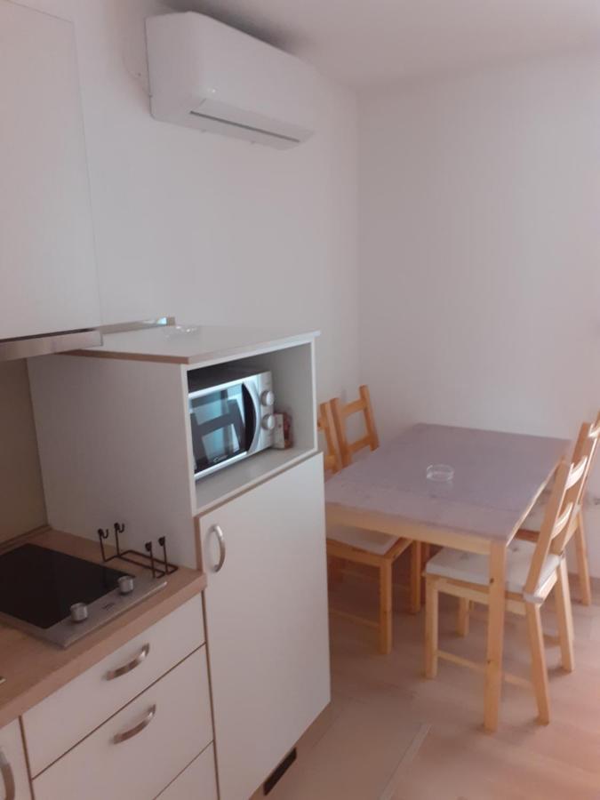 Apartmani Kid ヴィル エクステリア 写真